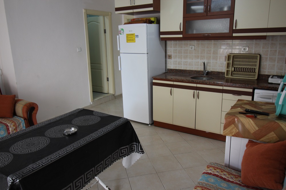 SEZONLUK DENİZE 60 METRE 2+1 DAİRE