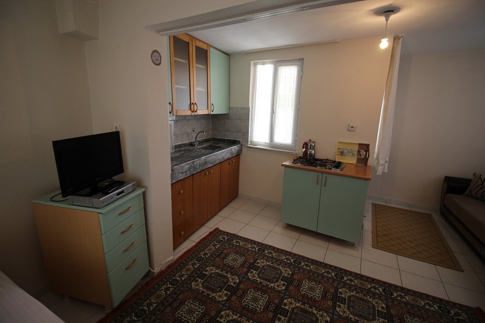 SAROS KÖRFEZİ MECİDİYE SAHİLİNDE KLİMALI STÜDYO DAİRE