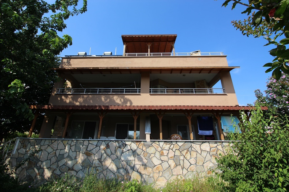 SAROS KÖRFEZİ MECİDİYE SAHİLİNDE KİRALIK 2+1 KLİMALI LÜX DAİRE