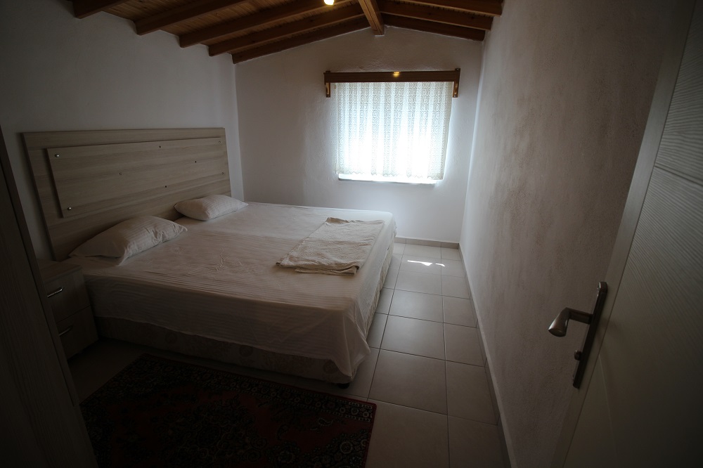 SAROS KÖRFEZİ MECİDİYE SAHİLİNDE KİRALIK 2+1 KLİMALI LÜX DAİRE