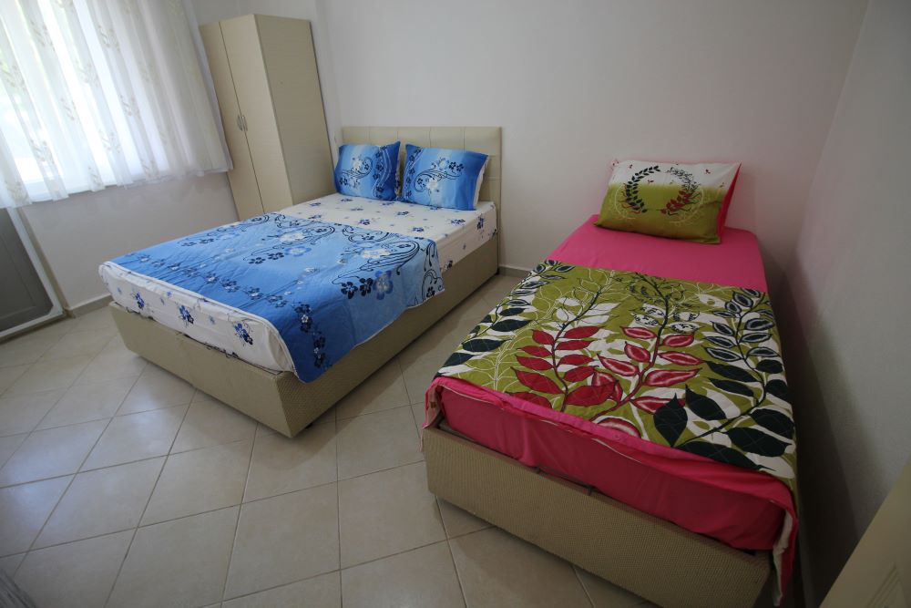 SEZONLUK DENİZE 60 METRE 2+1 DAİRE