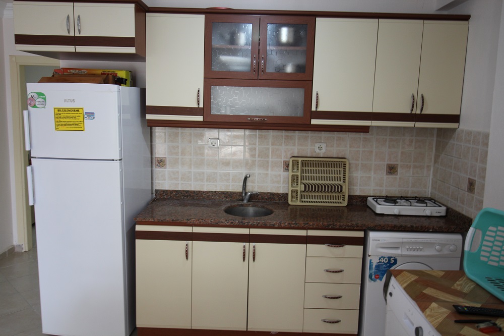 SEZONLUK DENİZE 60 METRE 2+1 DAİRE