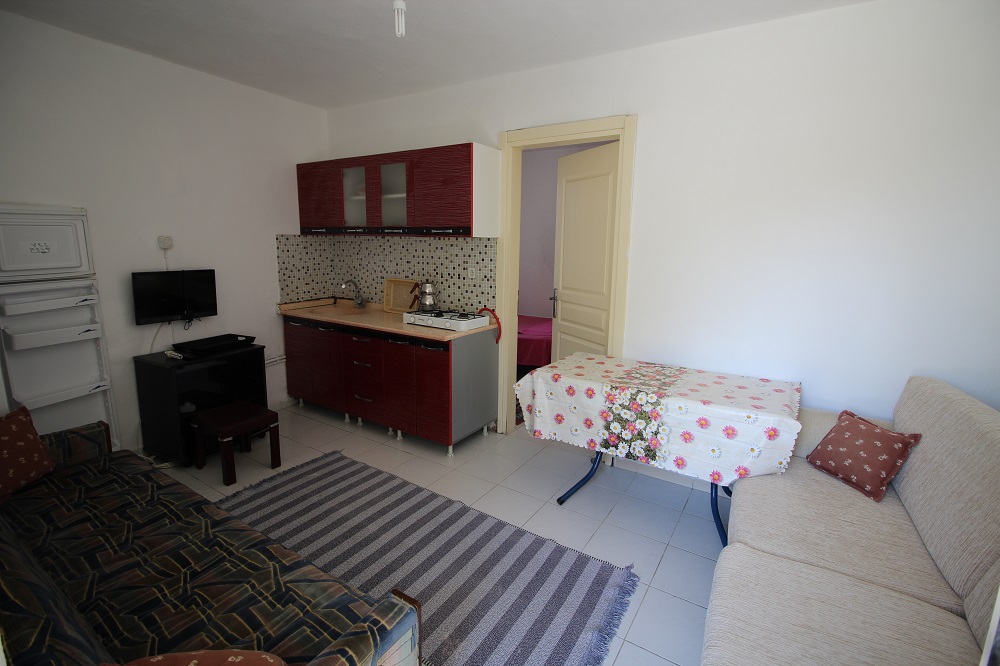 SAROS KÖRFEZİ MECİDİYE SAHİLİNDE KİRALIK KLİMALI DAİRE