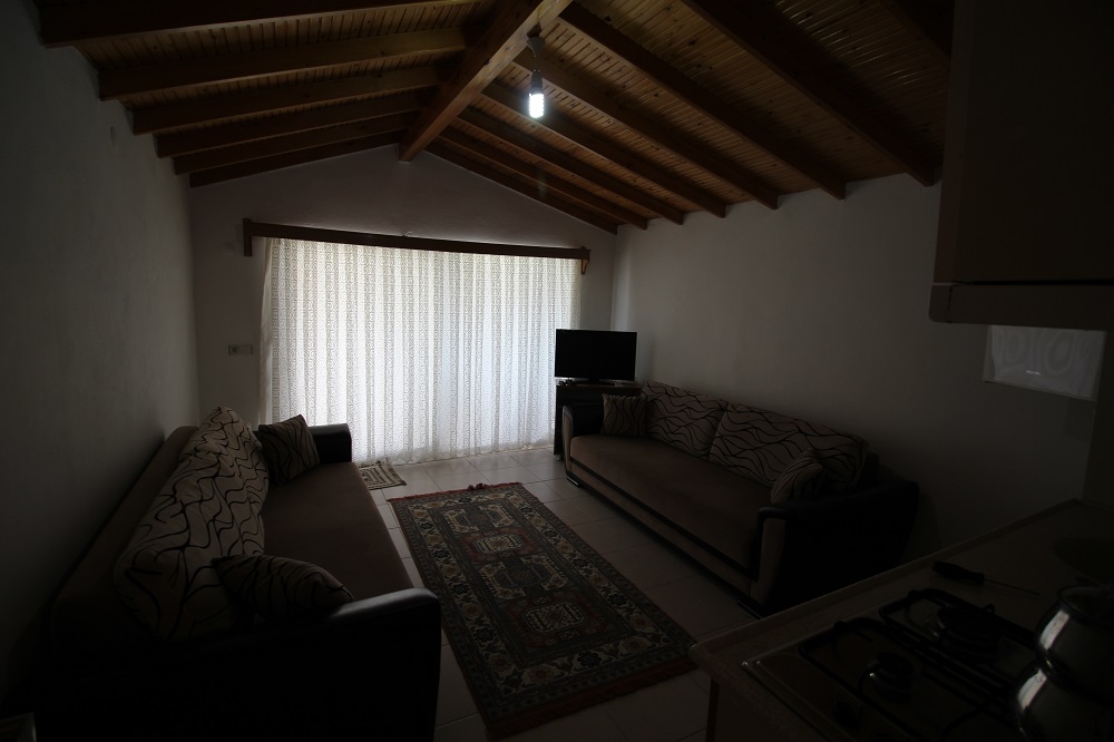 SAROS KÖRFEZİ MECİDİYE SAHİLİNDE KİRALIK 2+1 KLİMALI LÜX DAİRE