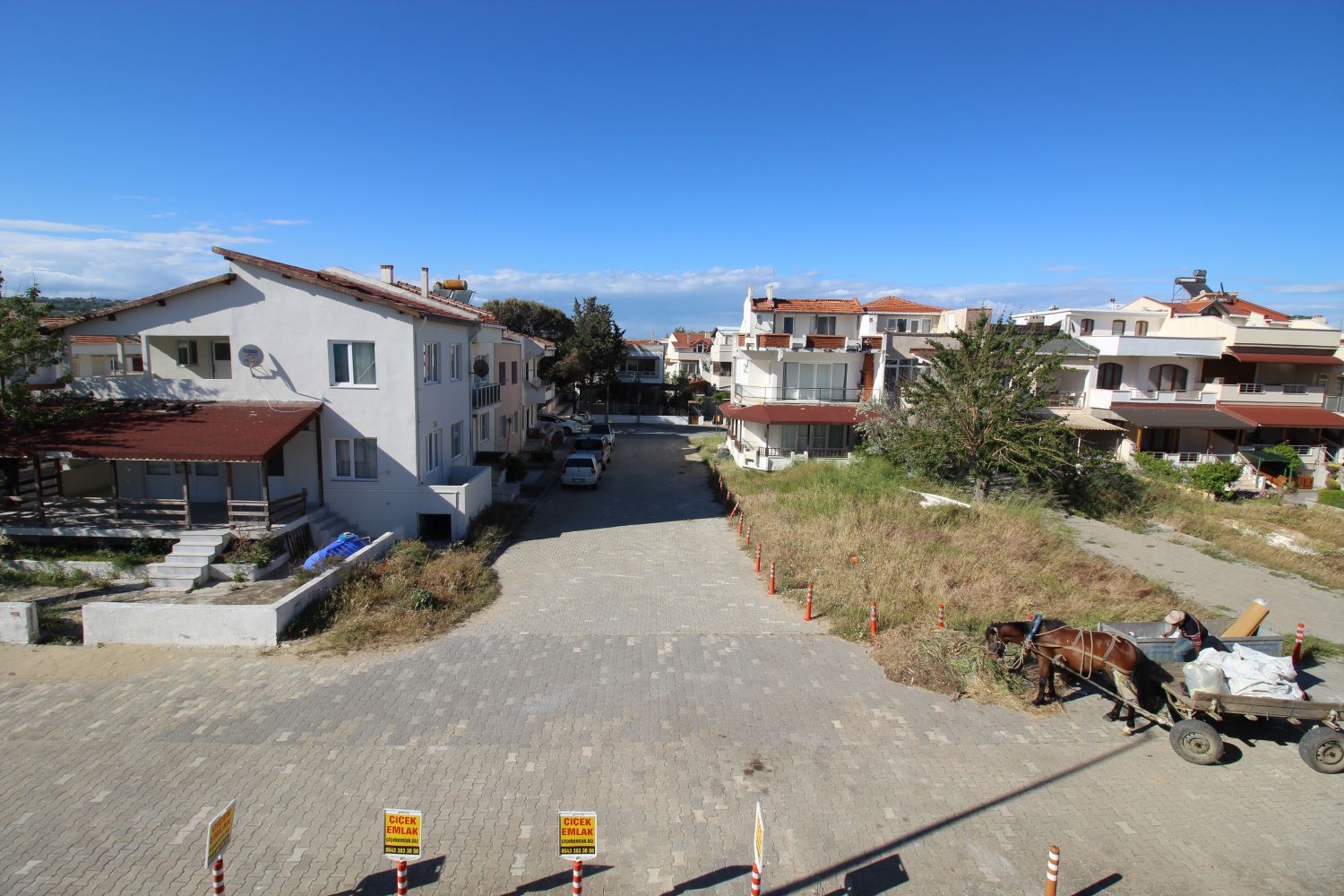 SAROS KÖRFEZİ ERİKLİDE SEZONLUK DENİZE SIFIR DAİRE